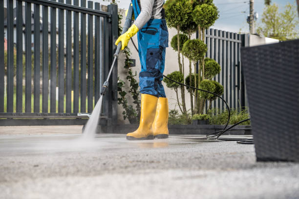Spring Cleaning in North Tunica, MS